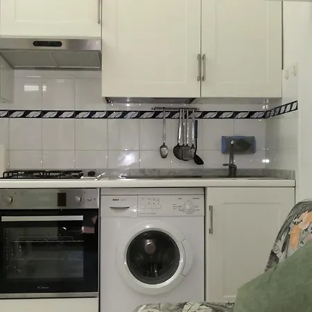 בית נופש Villetta A 100 M Dal Mare *